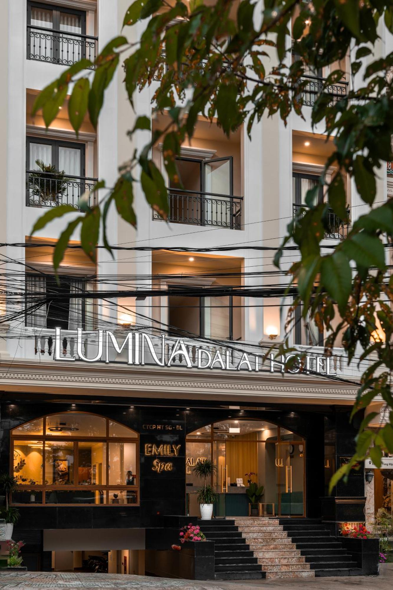 Lumina Hotel Da Lat Central Bagian luar foto