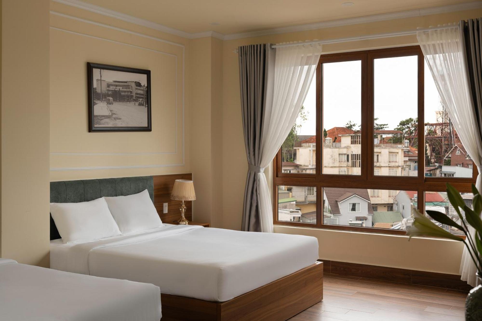 Lumina Hotel Da Lat Central Bagian luar foto